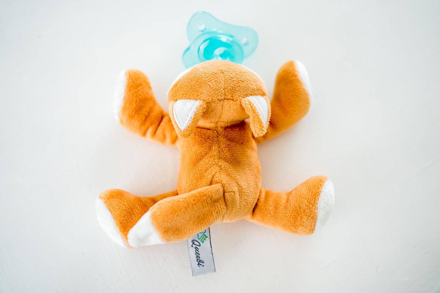 Queebi PaciBuddy Fox Pacifier Holder